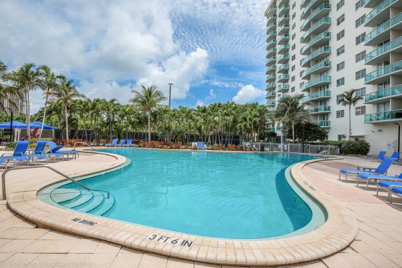 Ocean Reserve Sunny Isles Miami Beach Extérieur photo
